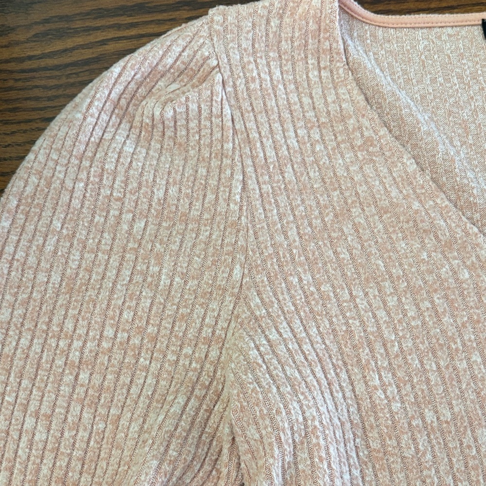 J Crew Size S Pink Ribbed V-Neck Style #AE250 - Picture 4 of 6
